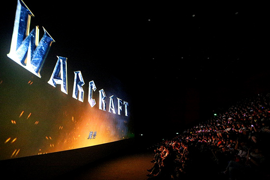 座无虚席的《魔兽》零点场