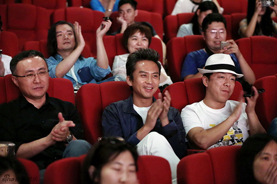 邓超、黄渤等明星现身首映